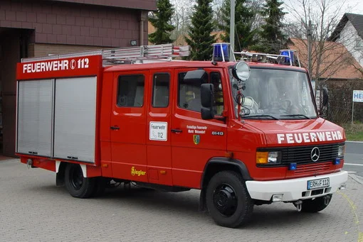 LF 8-6 Seitenansicht.jpg